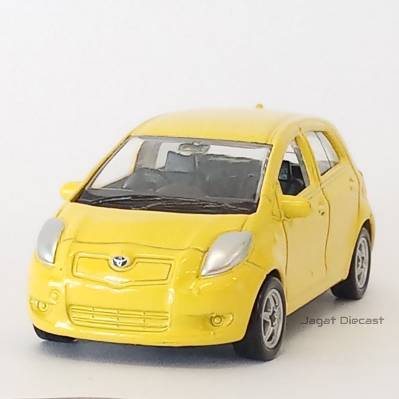 Welly Toyota Yaris Yellow Skala 60 Mainan Mobilan Yaris Bakpau Jagat Diecast
