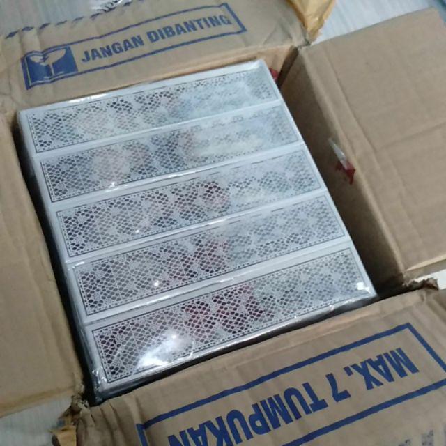 Souvenir Sendok Garpu Makan Kemas Mika Isi 25pcs