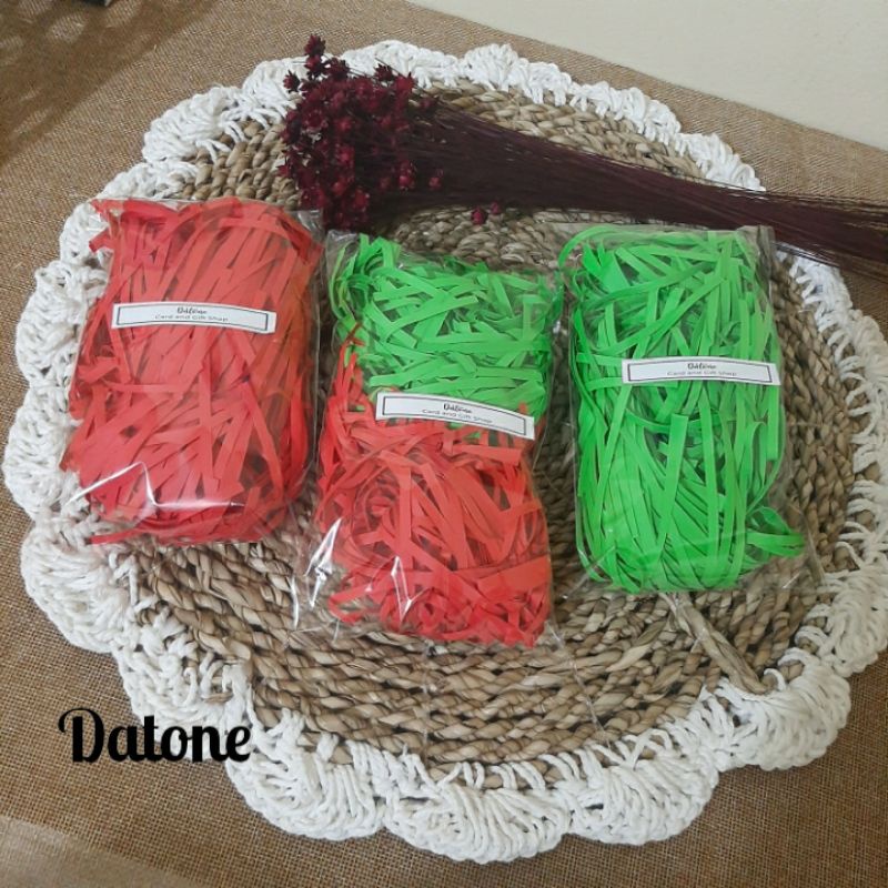 

Kertas cacah / kertas serut /paper shredder / Christmas/Datone