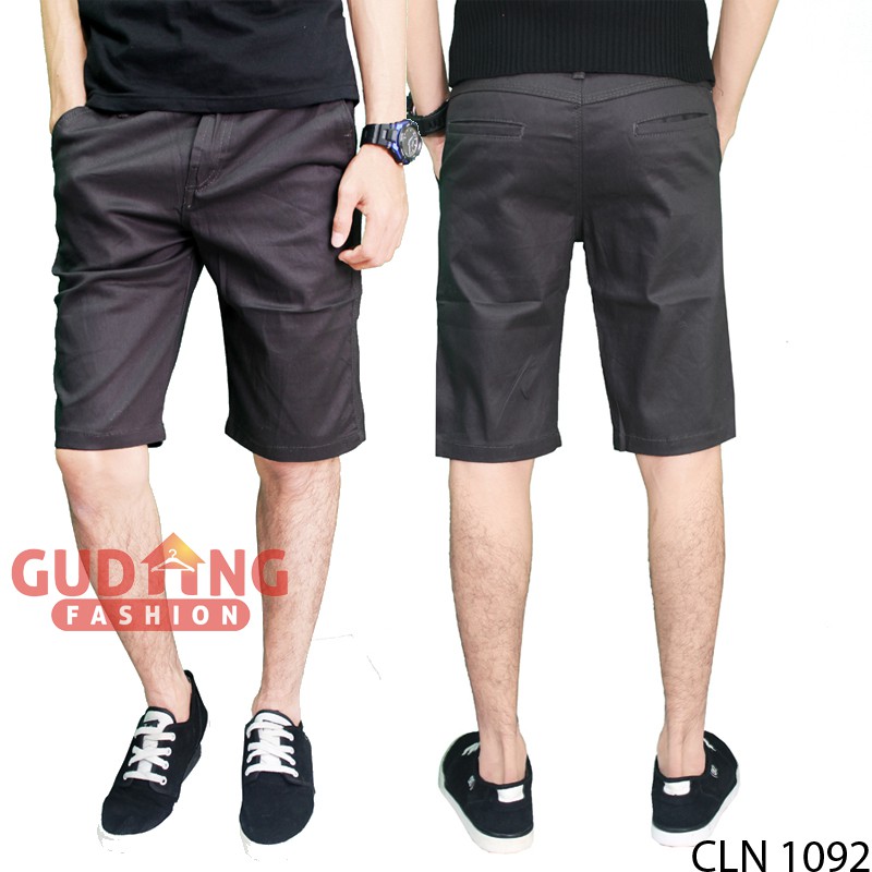 Chino Pendek Pria CLN 1092