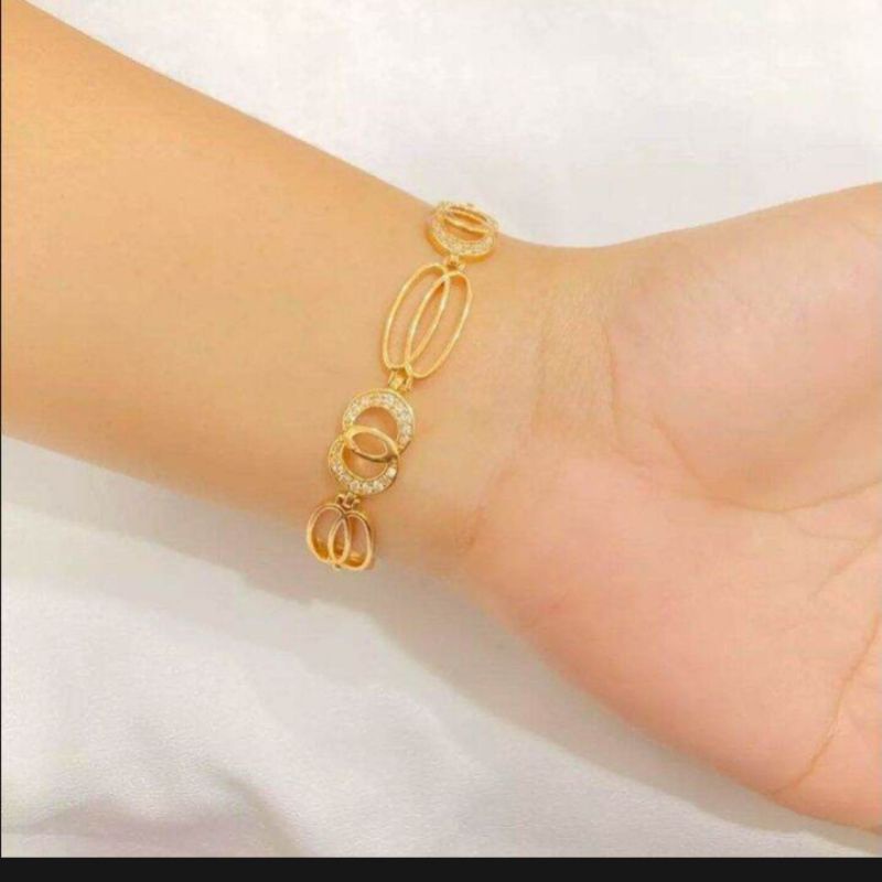 gelang wanita terbaru 2022,(gelang bolong)gelang titanium asli anti luntur anti karat,gelang perhiasan fashion wanita terbaru, perhiasan mirip mas asli, perhiasan berlapis emas 24 k, gelang wanita import