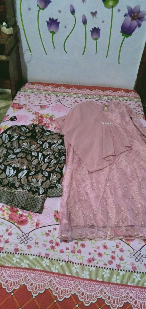 Shopashop Solo Batik Couple Rayya Tulle Mutiara Kombinasi Ceruty Payet & Kemeja Batik