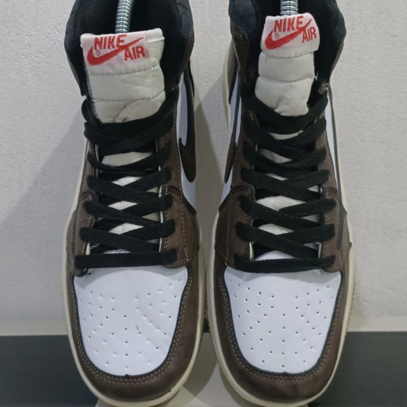 Nike Air Jordan Travis Scot