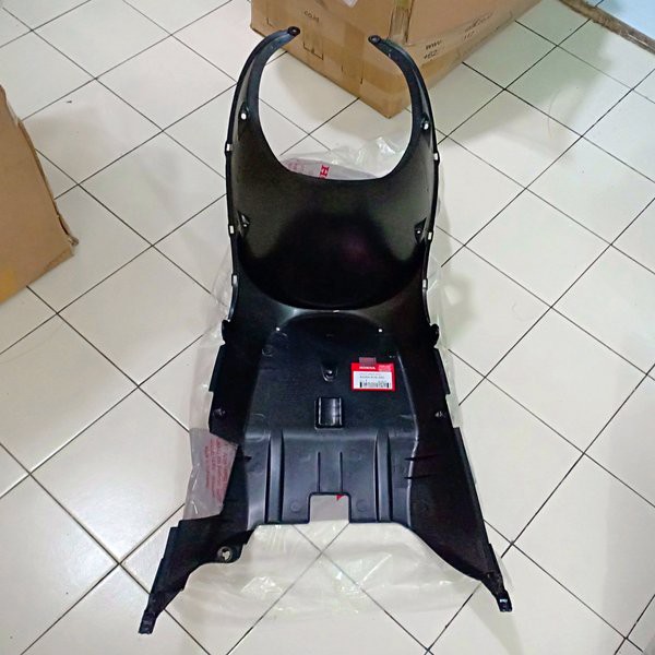 sparepart cover under dek bawah kolong scoopy fi K16 2013 2016 original bagus
