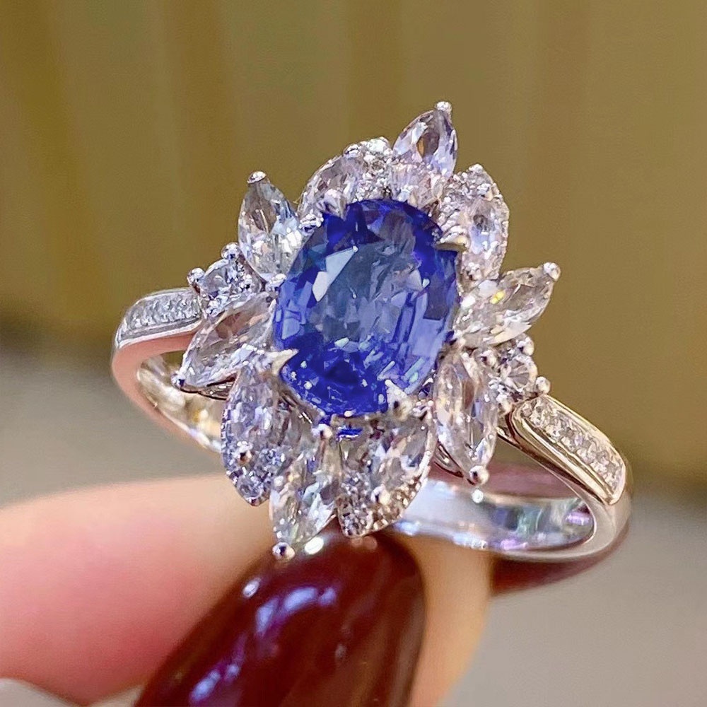 Cincin Wanita Hias Sapphire Imitasi Gaya Mewah Untuk Pertunangan / Pernikahan