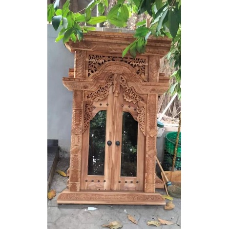 pintu gebyok ukir jendela ukir jendela kamar jendela rumah minimalis jati
