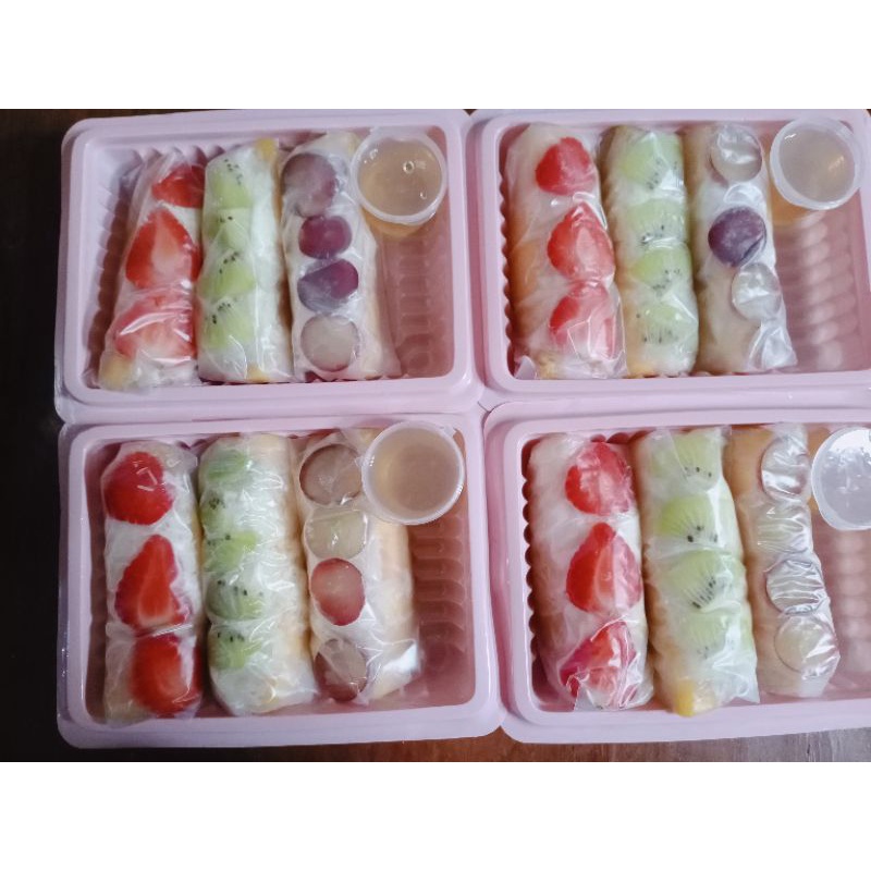 

Fruits Spring Rolls