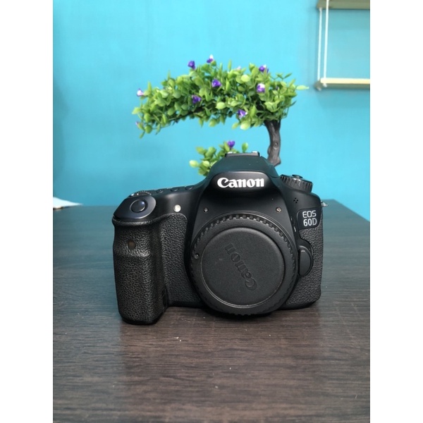 KAMERA CANON EOS 60D BODY ONLY BERKUALITAS