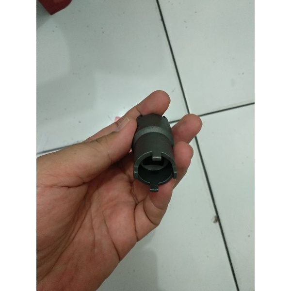 Kunci Mahkota Tipe A / Double Crown Socket / Alat Penahan dan Pembuka Kopling Motor