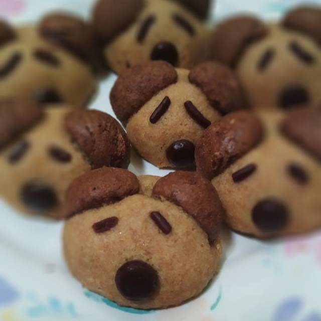 

Milo doggie cookies