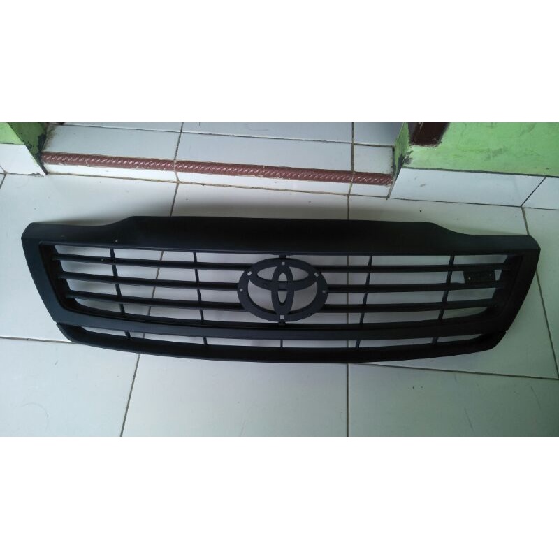 grill gril Toyota grand fortuner trd 2013-2015 original