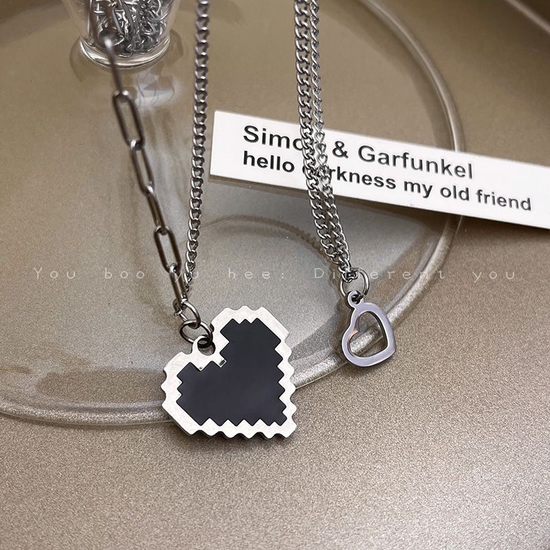 2pcs / Set Kalung Liontin Mosaik Hati Warna Hitam Untuk Wanita