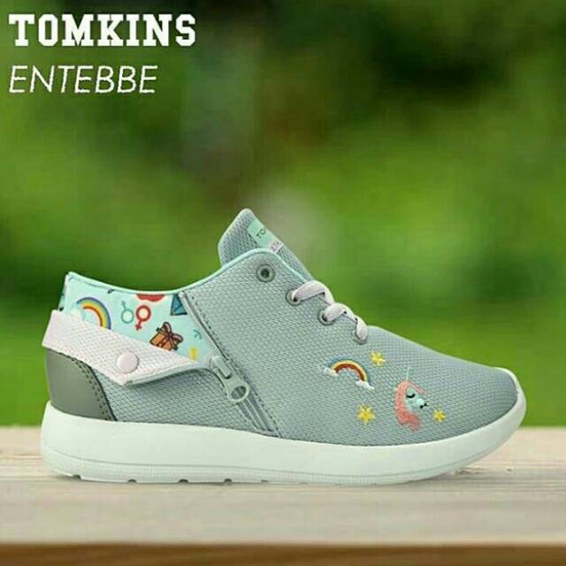 Sepatu tomkins wanita entebbe grey