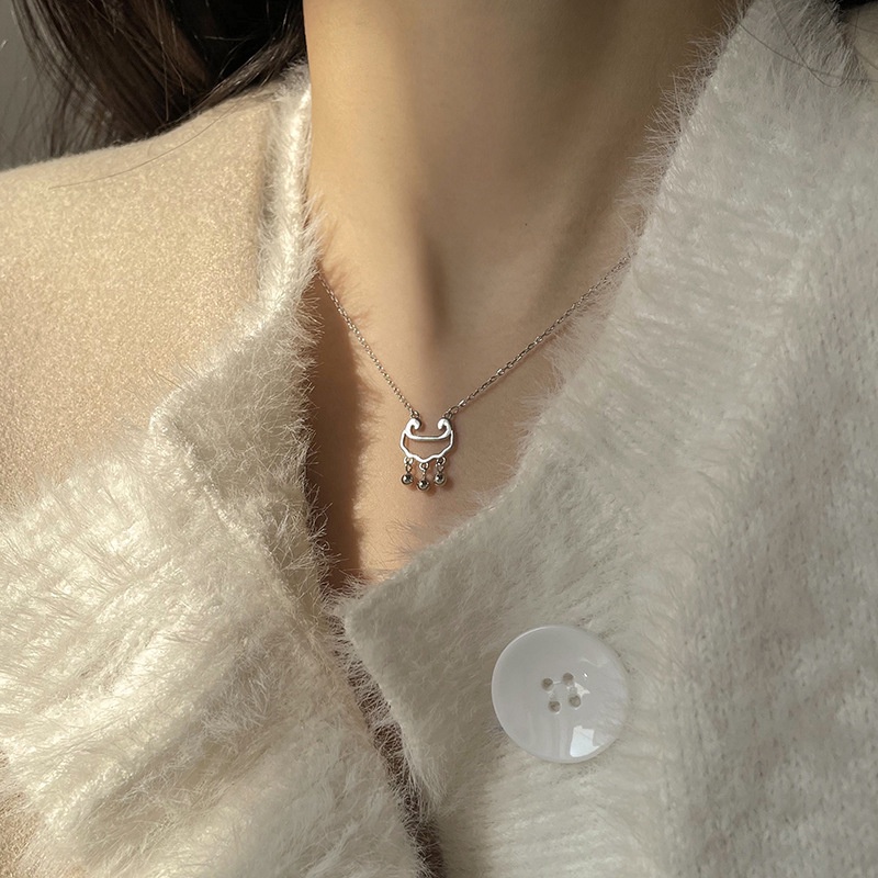 Kalung Rantai Dengan Liontin Gembok Mewah Untuk Wanita