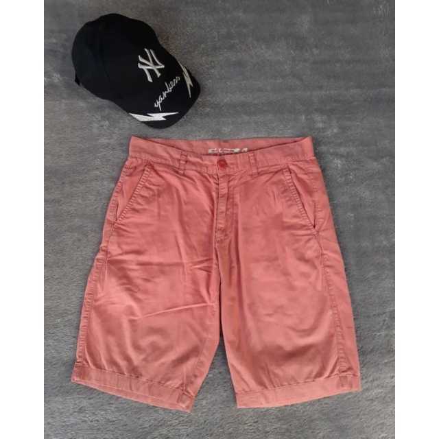 celana pendek giordano second