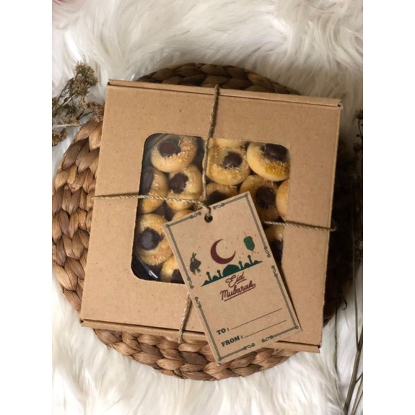 Hempers lebaran (Kardus saja belum termasuk kue kering)
