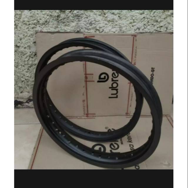 velg Pelek ring 17 lebar belakang 185 depan 160