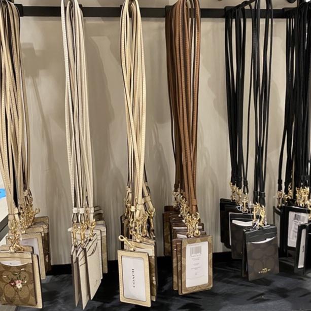 

Update Hari Ini COACH lanyard/ Kartu kerja/pemegang kartu id /DIY klasik /original/name tag holder/SIX color