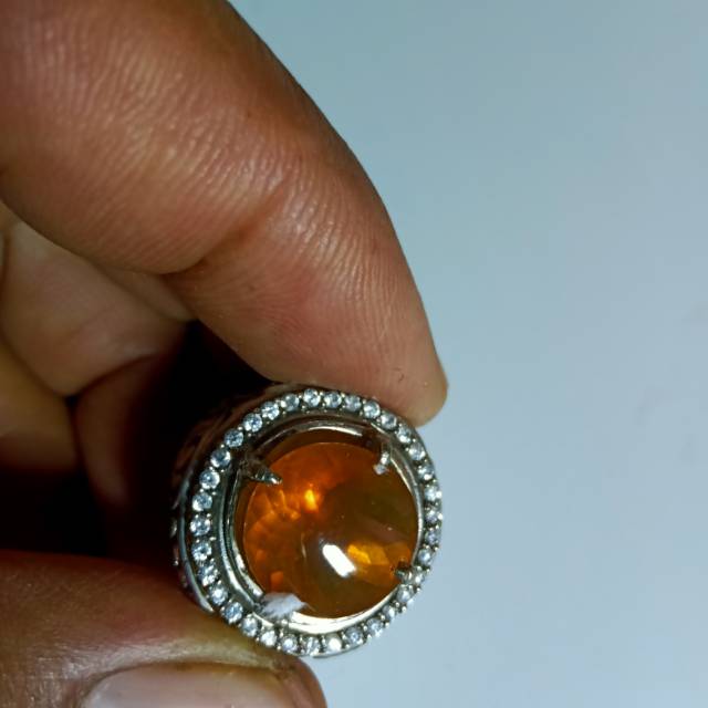 Fire opal wonogiri