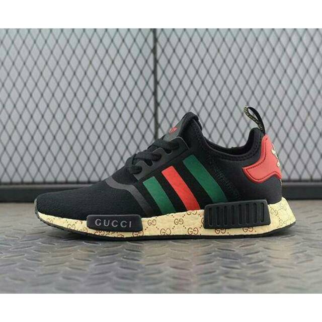 OBRAL SEPATU ADIDAS NMD R1 BOOST X GUCCI BLACK GRADE PREMIUM ORIGINAL. SEPATU ADIDAS MURAH.
