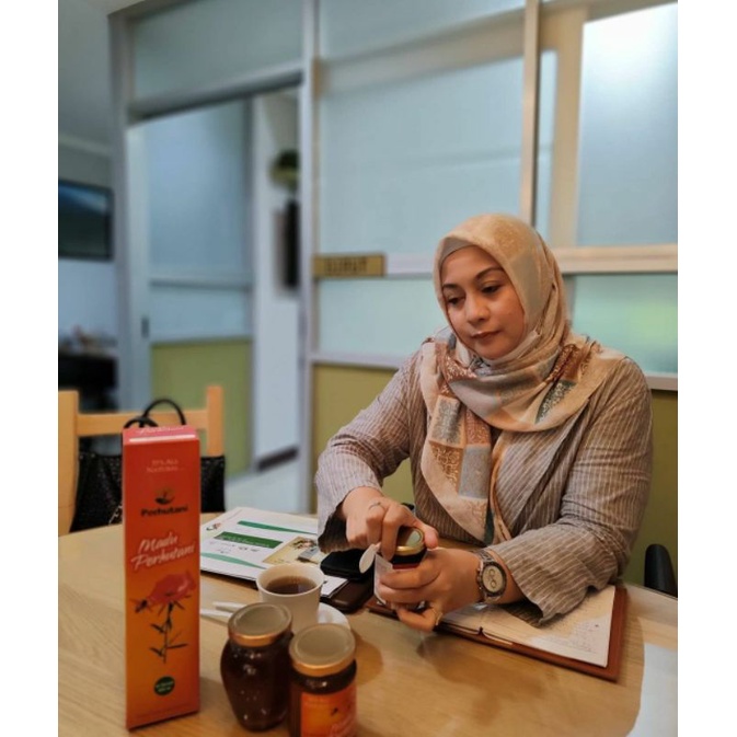

Madu Asli yang di produksi PT Perhutani / Madu Original / Madu Asli
