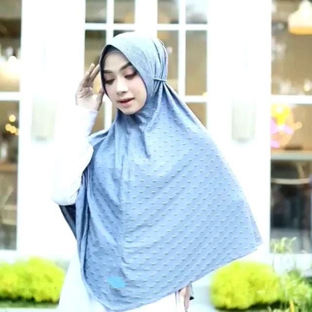 Hijab Ruby Plisket Jumbo Motif Cubit Timbul Tali Kepang Belakang Instan Kekinian Matt Jersey Tesla K