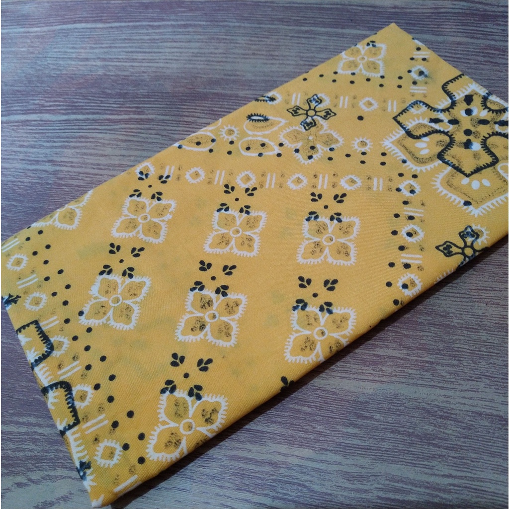 Slayer batik masker-Kuning