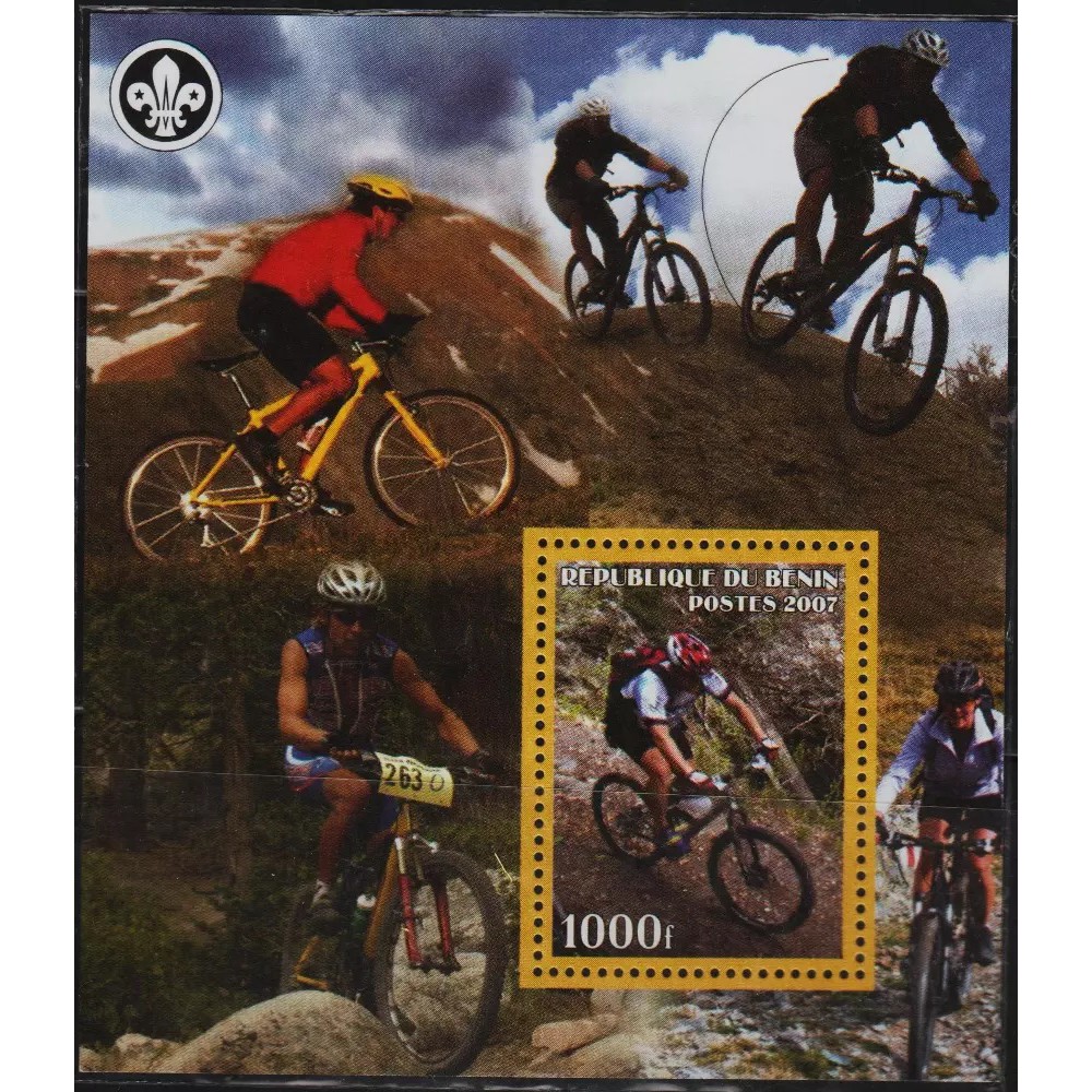 

Perangko Filateli 11274 Benin MNH Cinderella Miniature Sheet Perf 2007 Cycle