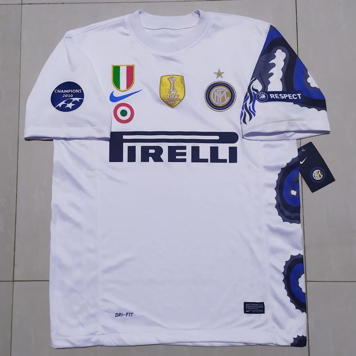 olaharag mantp habis JERSEY RETRO INTER MILAN AWAY 10/11 + PATCH UCL Diskon