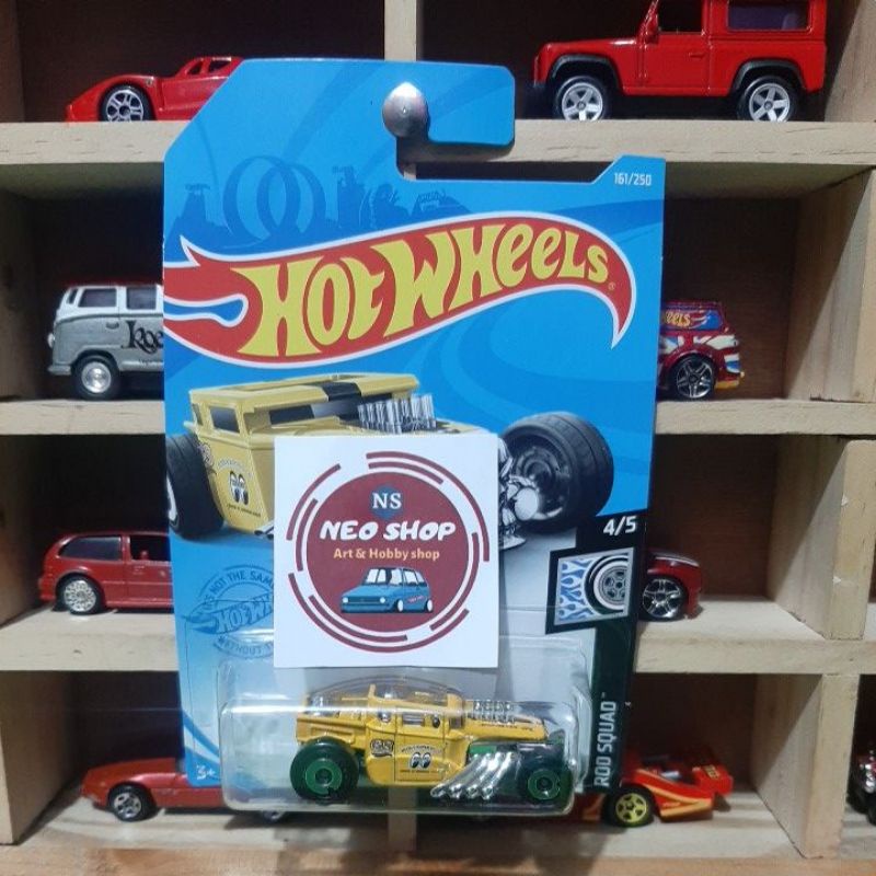 hotwheels Bone Shaker Moon
