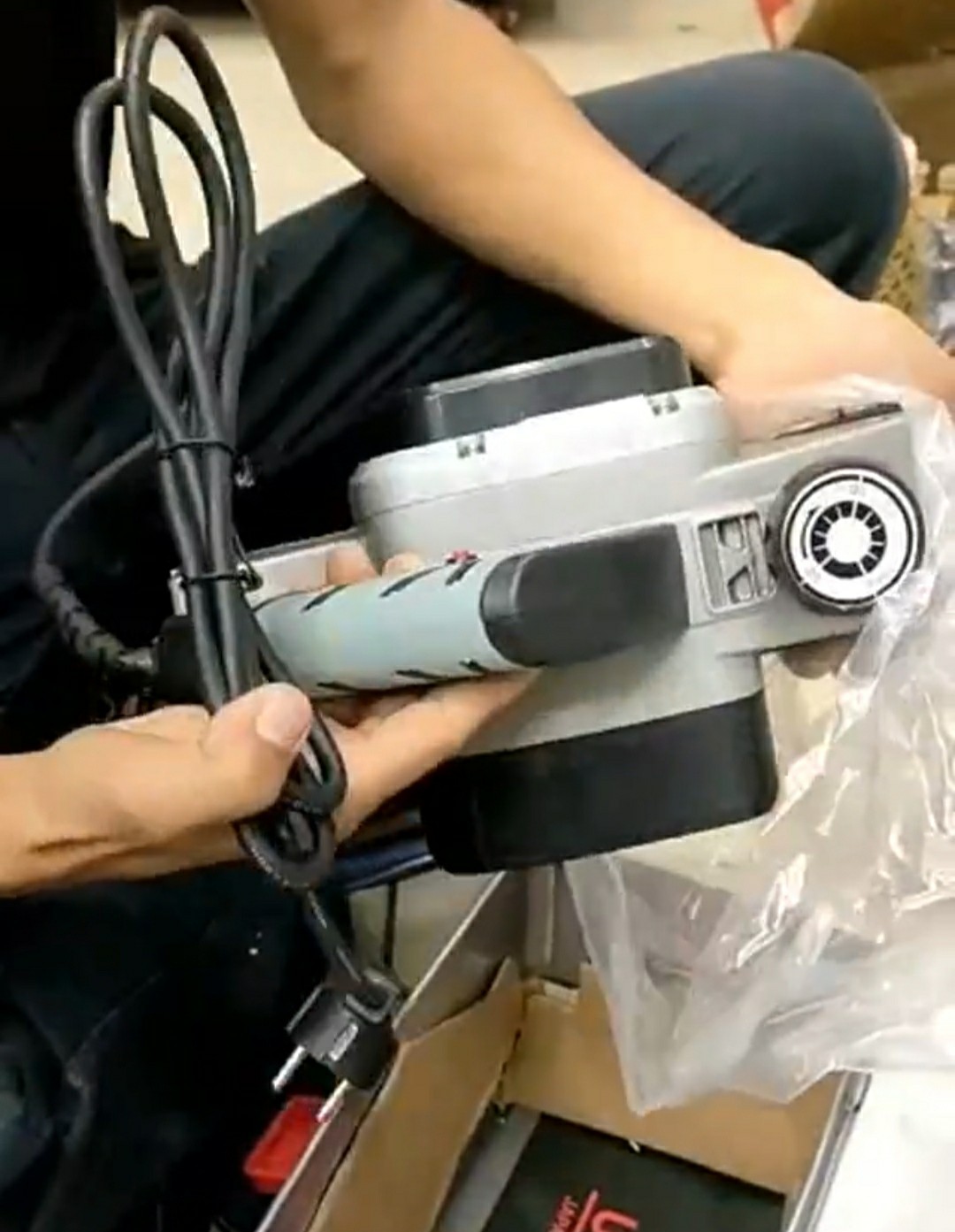 Planer Uchiha Mesin Serut Kayu Ketam Pasah Penghalus Triplek Sugu Model Makita