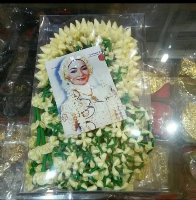 Melati novi ( muslim jawa sunda )