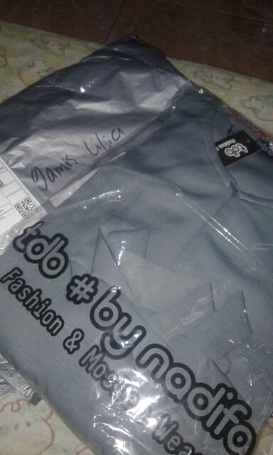 Gamis Batik Sabiya (navi Dan Abu)