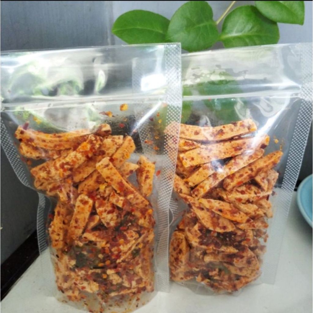 

Bocil Edan Basreng viral baso goreng stik rasan pedas dan original gurih renyah keriuk extra aroma daun jeruk isi 100 gr