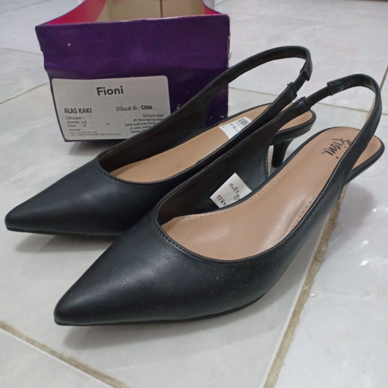 Fioni Black Shoes