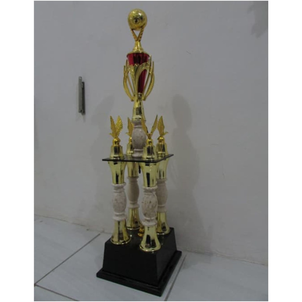 Piala / Trophy Kaki 4 Marmer Bola