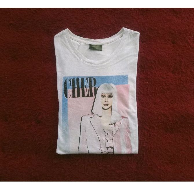 Kaos Singer CHER second