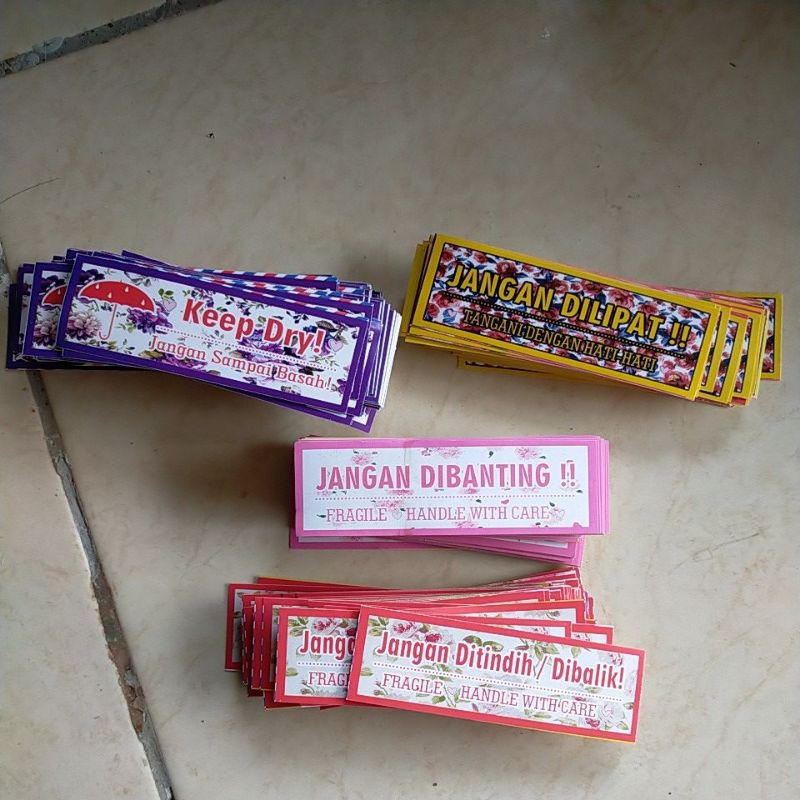 

Stiker Fragile/Warning Jangan Dibanting Dilipat Ditindih Jangan sampai basah