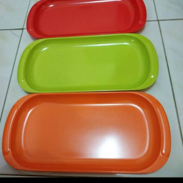 Nampan kecil melamin kotak polos