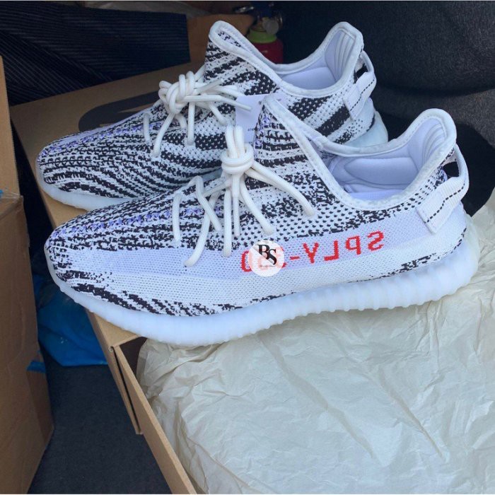 Sepatu yeezy boost 350 Zebra