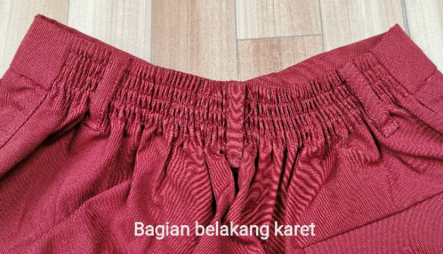 Celana pendek 3/8 karet sekolah SD SMP merah biru putih hitam coklat 11~13/ seragam nasional pramuka