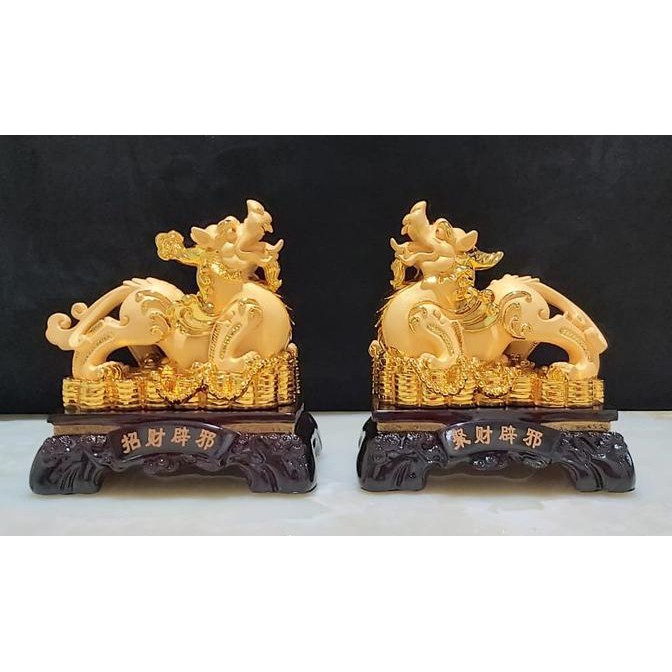 Patung Singa kilin emas , Singa emas kilin