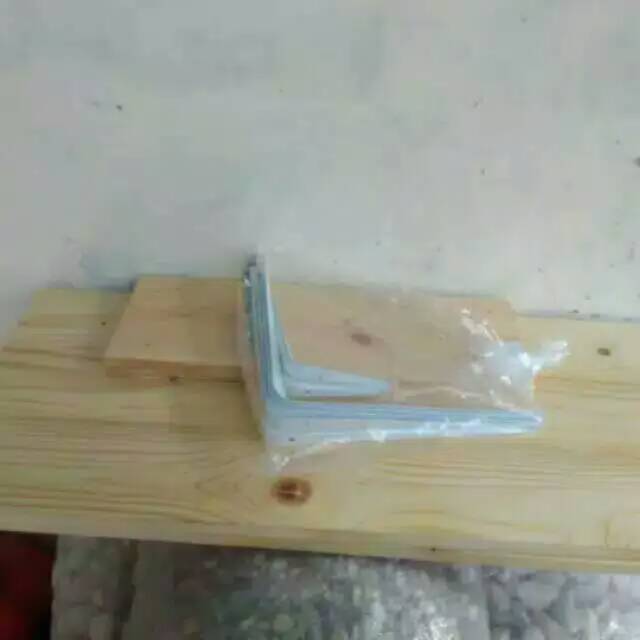 

Papan custom 100x16 cm
