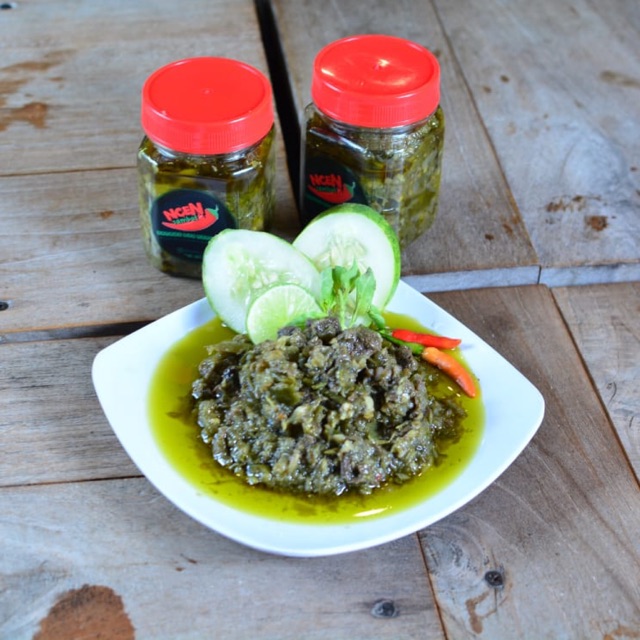 

Sambal Ijo Paru-paru Sapi asli by Dapur NCEN Sambal