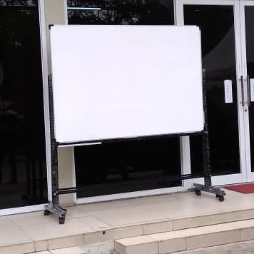 

white board 120 × 180 cm stand roda Non Magnetik