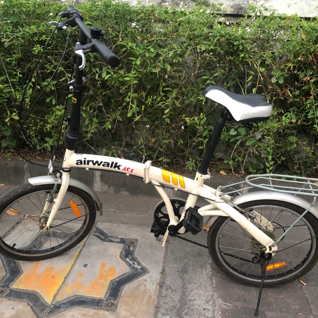 Sepeda Lipat Ace Airwalk 20”