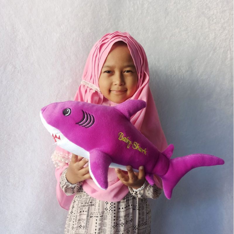 Boneka ikan hiu baby shark S murah