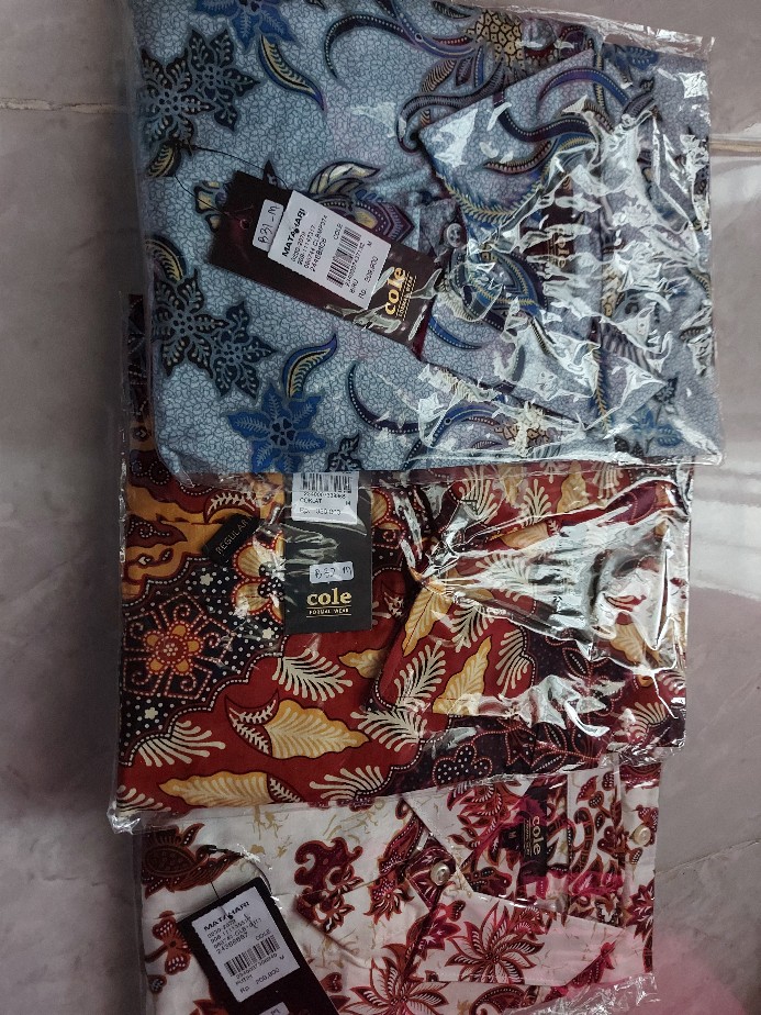 [hal. 1 Dr 2] Kemeja Batik Pria Merk Cole Original Branded Matahari Fulltag.