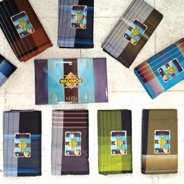 ➹ Sarung Wadimor Motif Original - kotak-kotak ✶