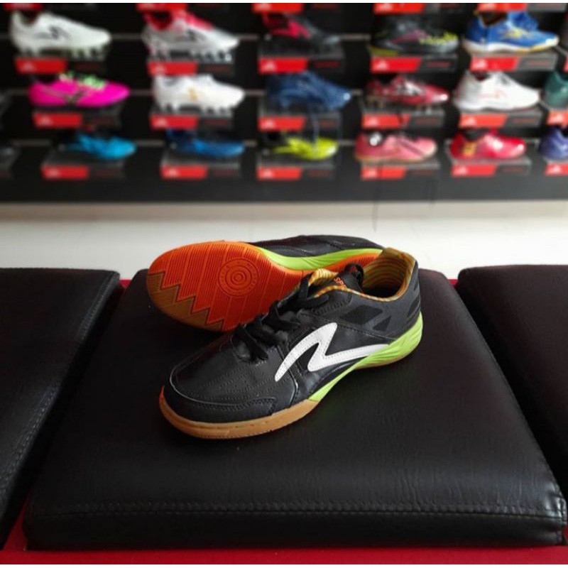 ORIGINAL Specs Metasala Rebel black sepatu futsal asli ori